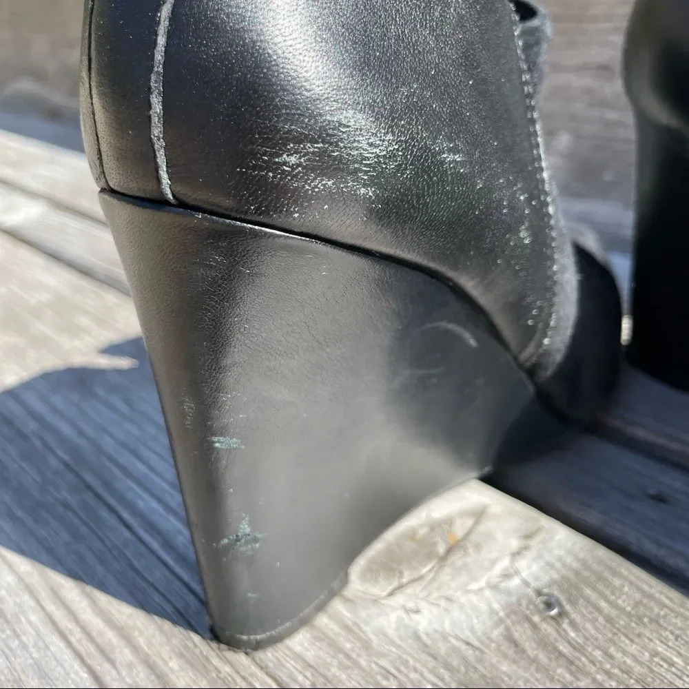 Vince Camuto vince camuto